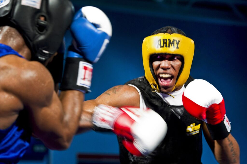 combat de boxeurs sur le ring